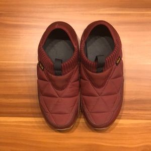 Teva Red Ember Moc